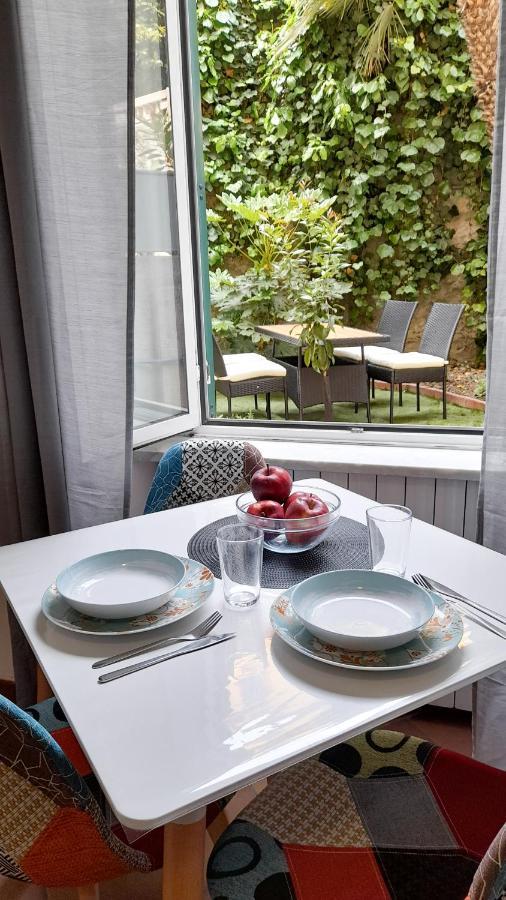La Casa Di Christina Lejlighed Imperia Eksteriør billede